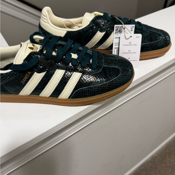 Brand New Snakeskin Adidas Sambas - Picture 3 of 5